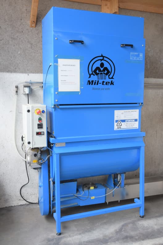 Image Nous Recyclons Machine À Compacter Le Sagex Image Nous Recyclons Machine À Compacter Le Sagex